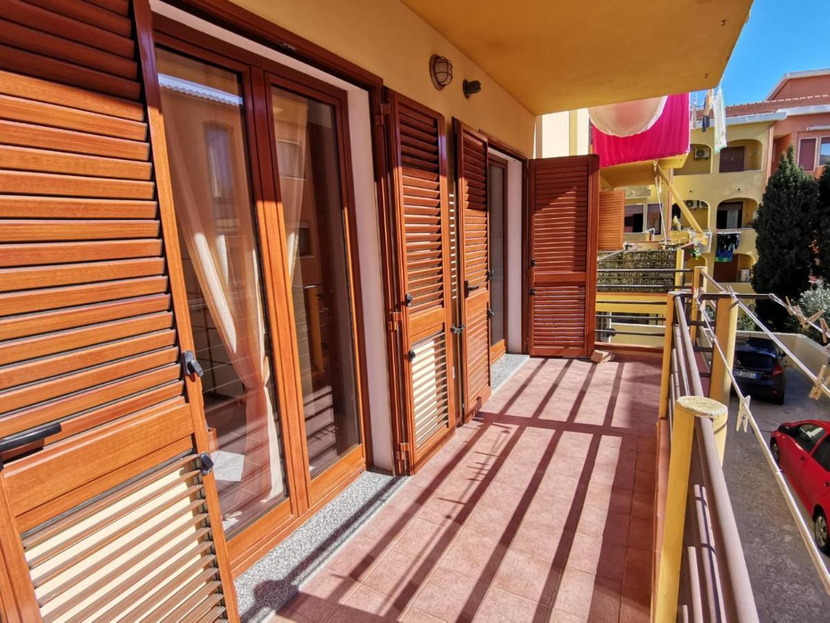 Da.Da. House Lägenhet La Maddalena  Exteriör bild